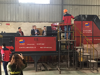 germany client visit tianli for eddy current separator 3.jpg